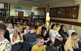Galeria aktualności ,,Światło zamiast cienia&rdquo;- Dzień Walki z Depresją w Naszej Szkole 11