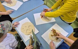 Dzień Dinozaura w przedszkolu w Chybicach 36