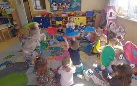 Dzień Dinozaura w przedszkolu w Chybicach 40