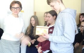 "Miary czasu", czyli jak matematyka i przyroda sama odmierza się na lekcjach w PSP w Godowie 4