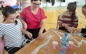 Warsztaty "Mama i C&oacute;rka" z okazji Dnia Kobiet w PSP w Godowie 28
