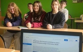 BEZPIECZNI W SIECI &ndash; SPOTKANIE Z POLICJANTKĄ  7