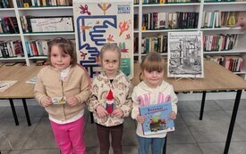Wyjazd przedszkolak&oacute;w do Starachowic oraz wizyta w  Gminnej Bibliotece Publicznej - PSP Łomno 1