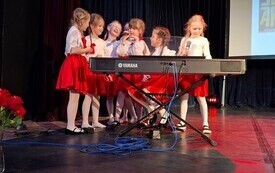 Sukcesy uczni&oacute;w PSP w Godowie w XXIV Konkursie Pieśni i Poezji Patriotycznej "Kocham moją Ojczyznę"  16