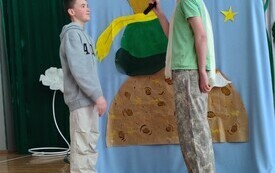 Wiosenny Pokaz Talent&oacute;w w PSP Łomno  41