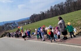 Pierwszy Dzień Wiosny w Przedszkolu w Chybicach 5