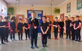Galeria aktualności "Marzanno, Marzanno! Ty zimowa panno!- czyli koncert klas I-III na powitanie wiosny" 53