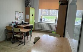 PSP Chybice- Miejsca wsparcia i rozwoju w szkole podstawowej: gabinet pedagoga i psychologa, gabinet logopedy oraz sala terapeutyczna 11