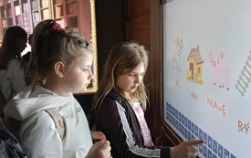 Galeria aktualności Sprawozdanie z wycieczki do Gminnego Oﾜrodka Kultury, Sportu i Rekreacji w Pawﾳowie Szlakiem kultury benedykty￱skiej  1