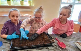 Galeria aktualności Dzień Ziemi w klasach 1-3 95