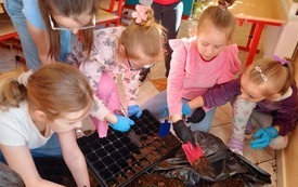 Galeria aktualności Dzień Ziemi w klasach 1-3 97