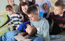 Piątkowe spotkania z bajeczką - PSP Łomno 4