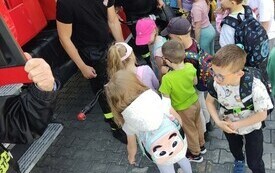 Wizyta przedszkolak&oacute;w w OSP Kałk&oacute;w 10