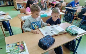 PSP Chybice- Z wizytą w bibliotece 13