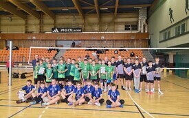 Chybice tuż za podium finału wojew&oacute;dzkiego w mini siatk&oacute;wce 1
