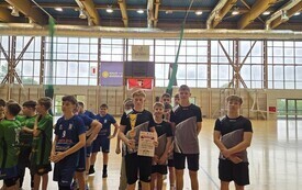 Chybice tuż za podium finału wojew&oacute;dzkiego w mini siatk&oacute;wce 3