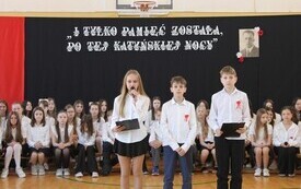 Uroczyste obchody Dnia Patrona w Publicznej Szkole Podstawowej im. Feliksa Szczęsnego-Karnickiego w Chybicach 9