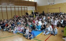 PSP Chybice- Zdrowie, ruch, energia- przedstawienie profilaktyczne! 31