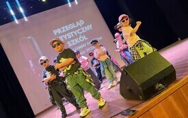 Sukces naszych uczni&oacute;w na Przeglądzie Artystycznym! - PSP Łomno 1