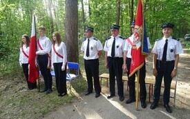 Pamięć, kt&oacute;ra trwa wśr&oacute;d leśnej ciszy 26