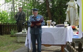 Pamięć, kt&oacute;ra trwa wśr&oacute;d leśnej ciszy 41