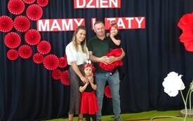 Niezapomniane chwile pełne wzruszeń i radości - Dzień Mamy i Taty w oddziałach przedszkolnych PSP w Godowie 9