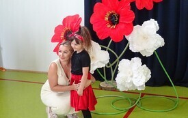Niezapomniane chwile pełne wzruszeń i radości - Dzień Mamy i Taty w oddziałach przedszkolnych PSP w Godowie 20