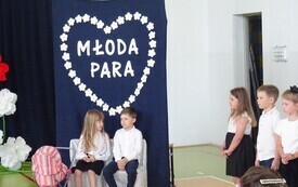 Niezapomniane chwile pełne wzruszeń i radości - Dzień Mamy i Taty w oddziałach przedszkolnych PSP w Godowie 29