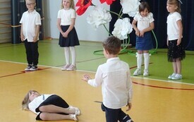 Niezapomniane chwile pełne wzruszeń i radości - Dzień Mamy i Taty w oddziałach przedszkolnych PSP w Godowie 38
