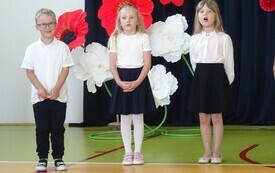 Niezapomniane chwile pełne wzruszeń i radości - Dzień Mamy i Taty w oddziałach przedszkolnych PSP w Godowie 51