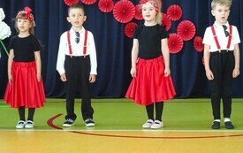 Niezapomniane chwile pełne wzruszeń i radości - Dzień Mamy i Taty w oddziałach przedszkolnych PSP w Godowie 77