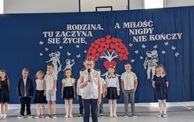 Dzień Mamy i Taty- PSP w Jadownikach 46