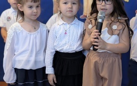 &bdquo;Wszystkie kwiaty dla mamy i taty&rdquo; 7