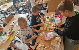 Galeria aktualności Dzie￱ Dziecka w naszej szkole  12