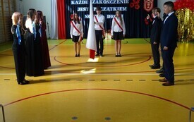 Wieczorek pożegnalny &oacute;smoklasist&oacute;w 59