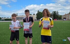 Rekordowy sezon sportowy uczni&oacute;w PSP w Chybicach &ndash; 13 medali mistrzostw wojew&oacute;dztwa! 7