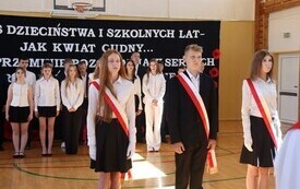 Uroczyste zakończenie roku szkolnego 2025/2026 w Publicznej Szkole Podstawowej im.  Feliksa Szczęsnego Karnickiego w Chybicach 21