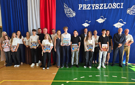 Galeria aktualności Najlepsi uczniowie Gminy Pawł&oacute;w nagrodzeni 6