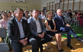 Galeria aktualności Najlepsi uczniowie Gminy Pawł&oacute;w nagrodzeni 23