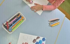 Dzień kropki w przedszkolu w Chybicach 13