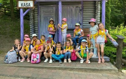 Zdjęcie do W krainie dinozaur&oacute;w &ndash; wycieczka grup 0a i 0b do Bałtowa