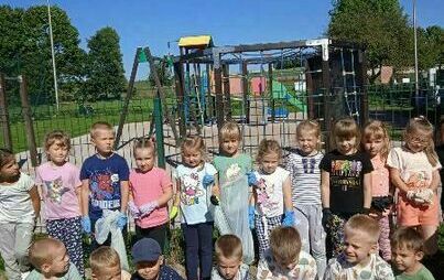 Zdjęcie do Sprzątanie świata łączy ludzi