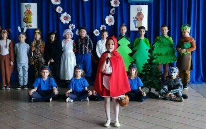 Zdjęcie do Dzień Babci i Dziadka w klasie IIa w PSP w Pawłowie