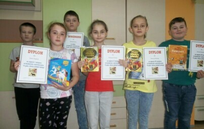Zdjęcie do Rozstrzygnięcie konkursu czytelniczego ,,O psie, kt&oacute;ry jeździł koleją&rdquo;.