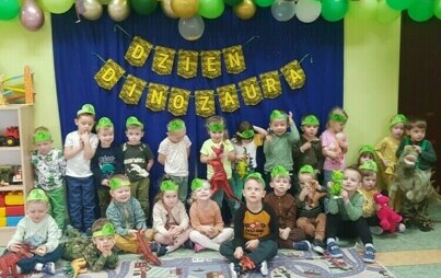 Zdjęcie do Świat dinozaur&oacute;w