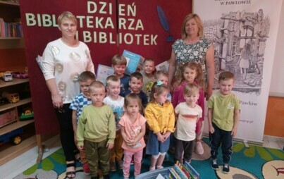 Zdjęcie do W BIBLIOTECE