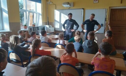 Zdjęcie do &bdquo;Bezpieczeństwo w sieci&rdquo; &ndash; spotkanie z policjantami