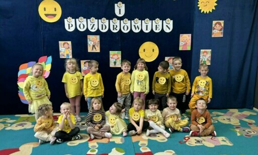 Zdjęcie do Dzień Życzliwości i Pozdrowień &ndash; Skrzydła, Magia i Uśmiechy!
