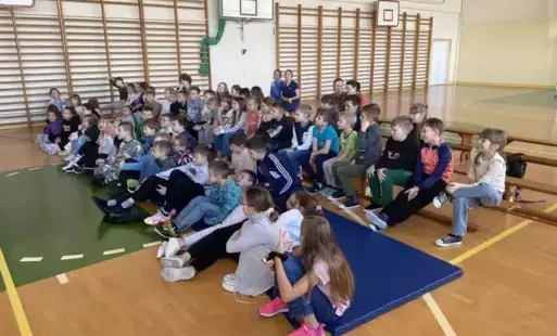 Zdjęcie do &bdquo;Zaelektryzowani&rdquo; z wizytą w Publicznej Szkole Podstawowej w Rzepinie