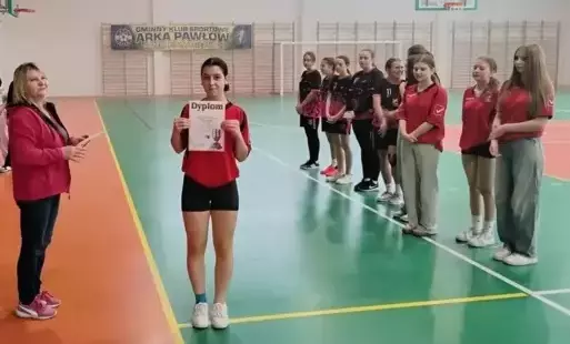 Zdjęcie do Zawody gminne w koszyk&oacute;wce dziewcząt